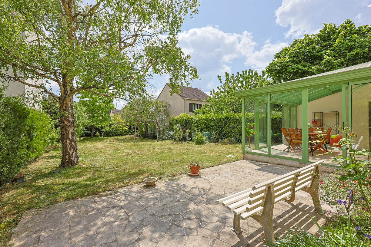 5 Rue des Bouviers, 95800 Cergy, France-15